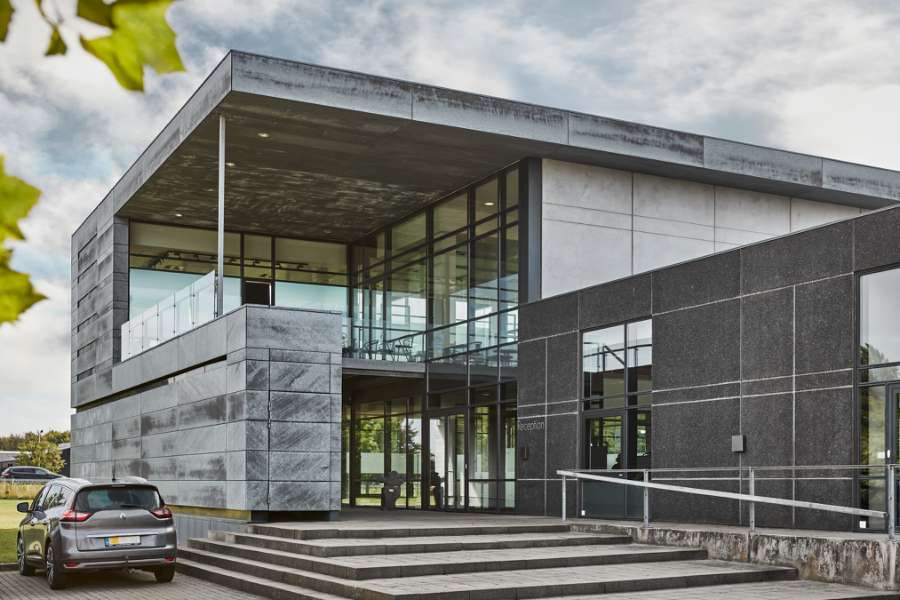 Facadebeklædning med DS Format holder hele vejen, Langelandsvej 6, 8940 Randers